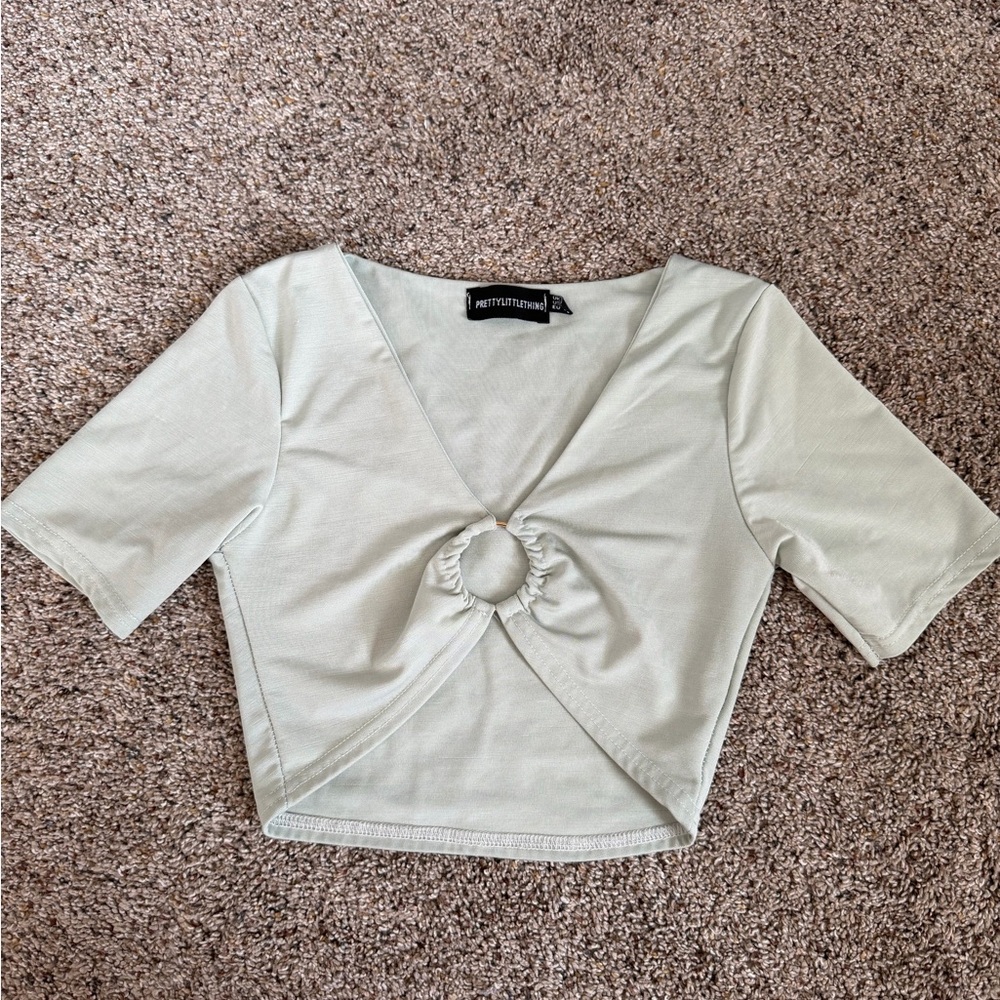 PrettyLittleThing Light Green Crop Top
